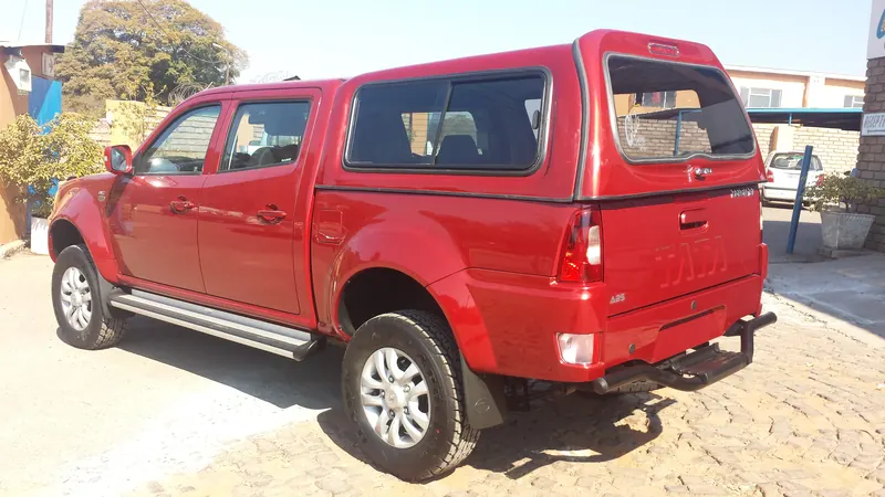Red Tata Xenon double cab with colour-matched canopy